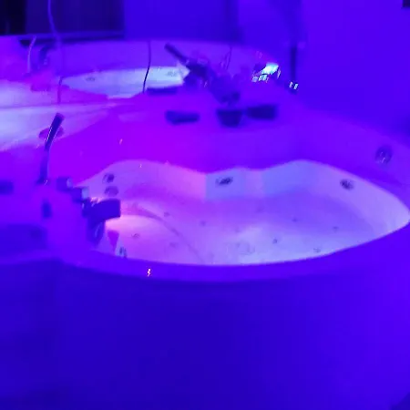 Joy 3* Castel Volturno