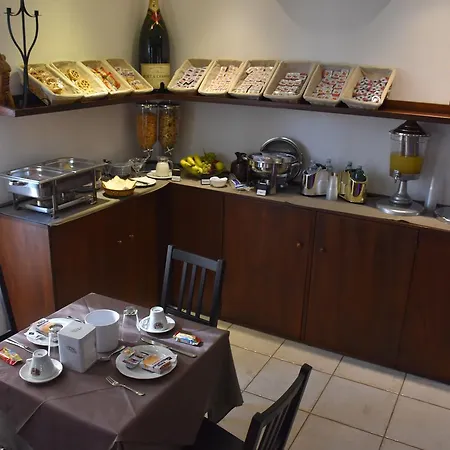 Joy Otel Castel Volturno