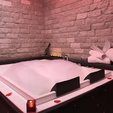 Joy Hotel Castel Volturno