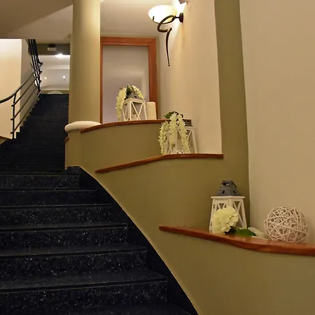 Joy Hotel