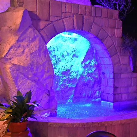 Hotel Joy 3*