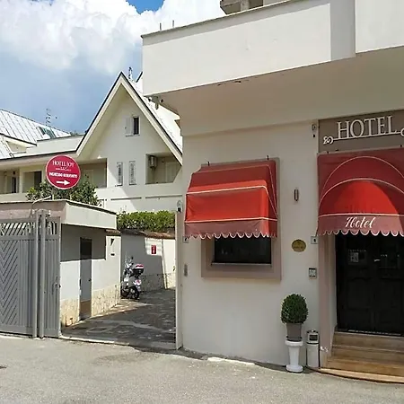 Joy 3* Castel Volturno
