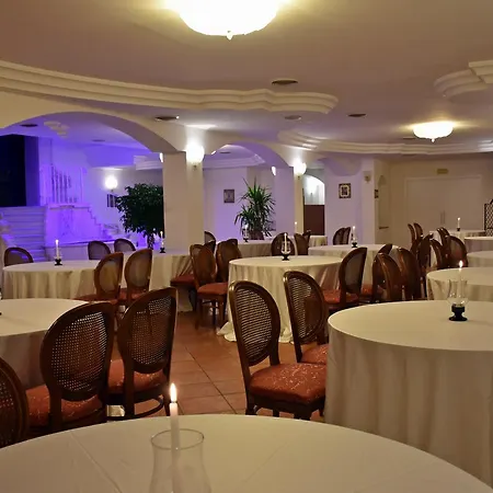 Joy קסטל וולטורנו